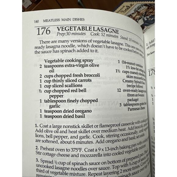 365 Delicious Low-Fat Recipes - Hardcover - - Picture 6 of 6